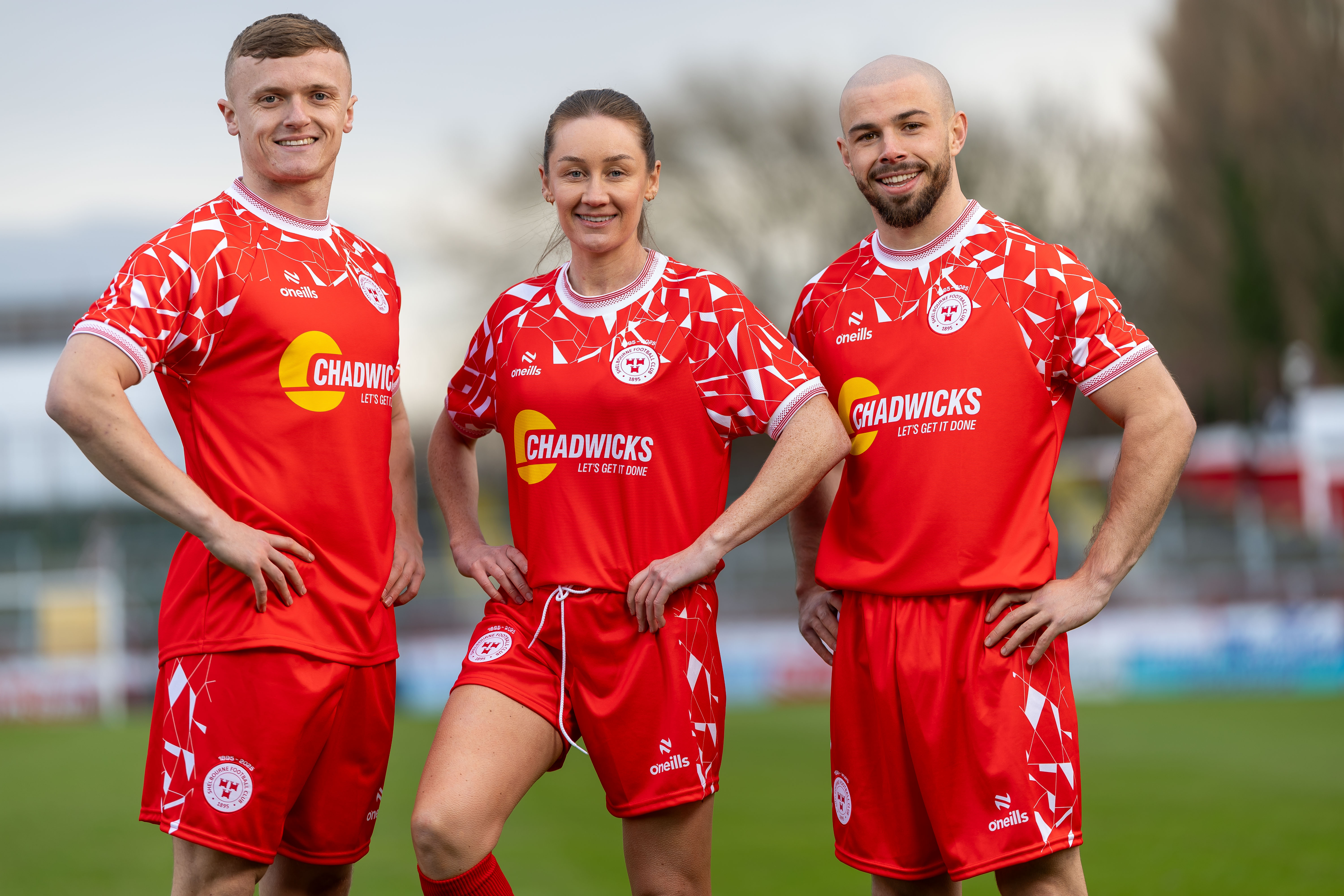 Signpost of Chadwicks Unveiled as Shelbourne Football Club Lead Sponsor